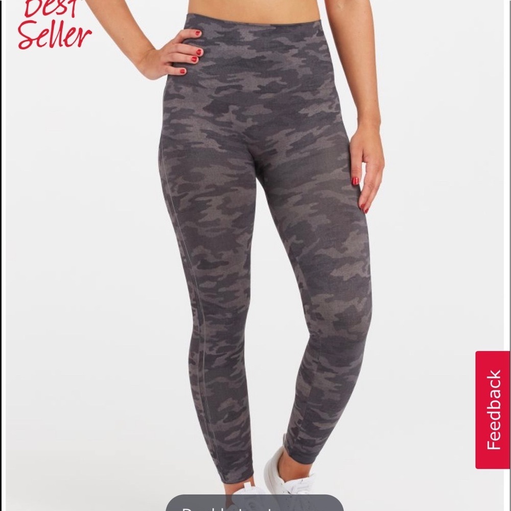 NWT Spanx seamless leggings Final price 🔥